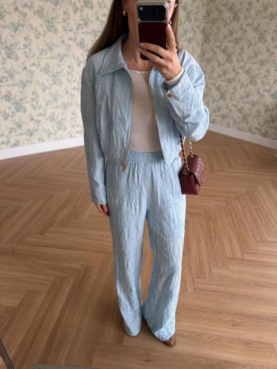 Nakışlı Mavi Ceketli Pantolon Takım