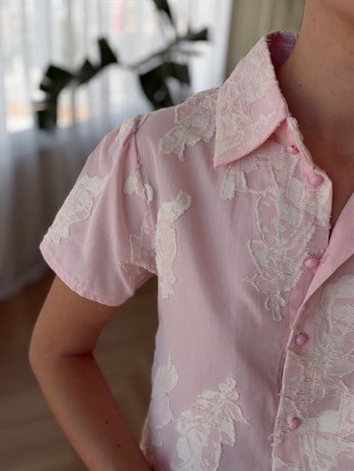 Nakışlı Pembe Gömlek ve Etek Takım