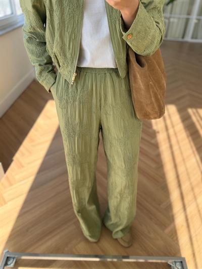 Nakışlı Yeşil Ceketli Pantolon Takım