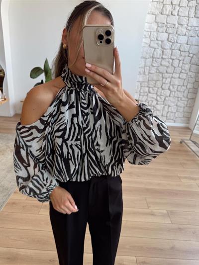 Omuz Dekolteli Zebra Desen Şifon Bluz