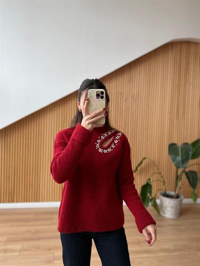 Omzu Taş Detaylı Kırmızı Kazak