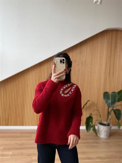 Omzu Taş Detaylı Kırmızı Kazak