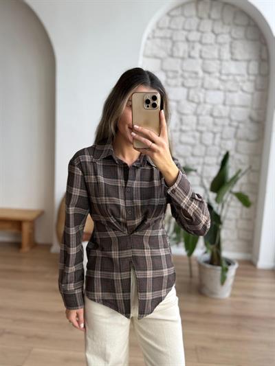 Önden Pileli Kahverengi Ekose Gömlek