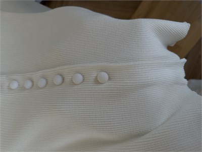 Önü Düğme Detaylı Ekru Triko Hırka