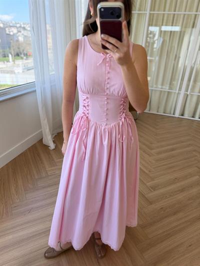 Önü Düğmeli Etek Ucu Fistolu Pembe Elbise