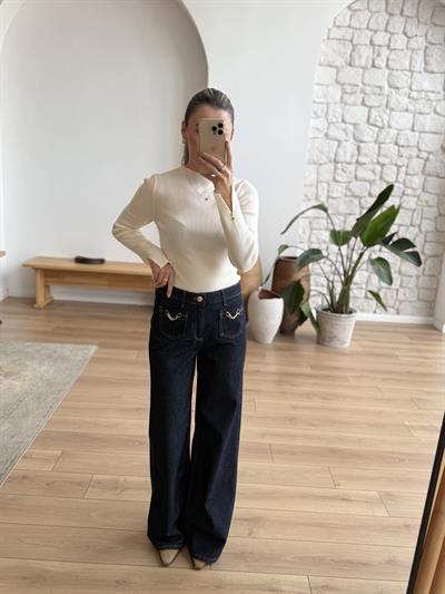 Önü Zincir Detaylı Lacivert Jean