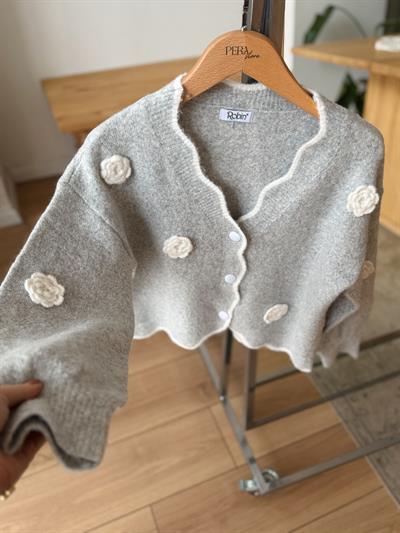 Örgü Çiçekli Gri Hırka