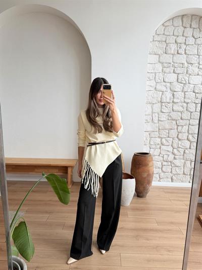 Püsküllü Asimetrik Kesim Ekru Çelik Triko