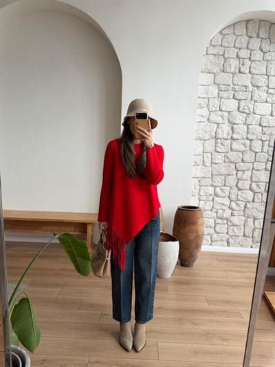 Püsküllü Asimetrik Kesim Kırmızı Çelik Triko