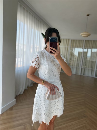 Roza Kemerli Güpür Elbise