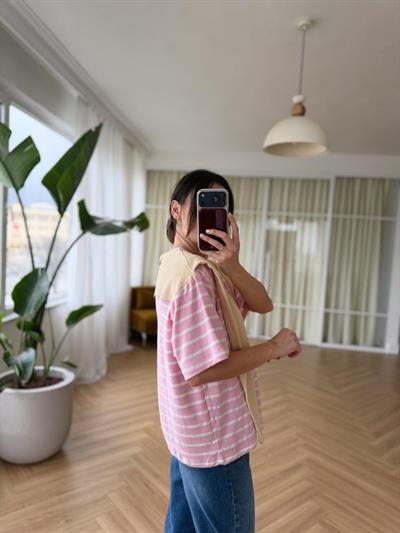 Sarı Şal Detaylı Pembe Çizgili Tshirt
