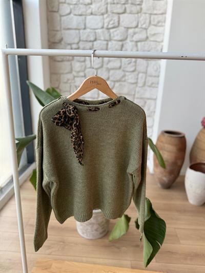 Şifon Fularlı Çağla Yeşili Kazak