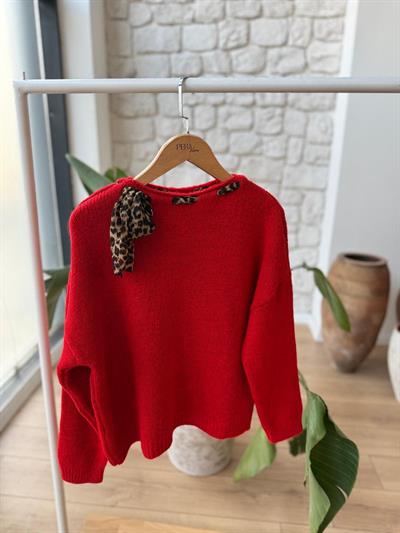 Şifon Fularlı Kırmızı Kazak