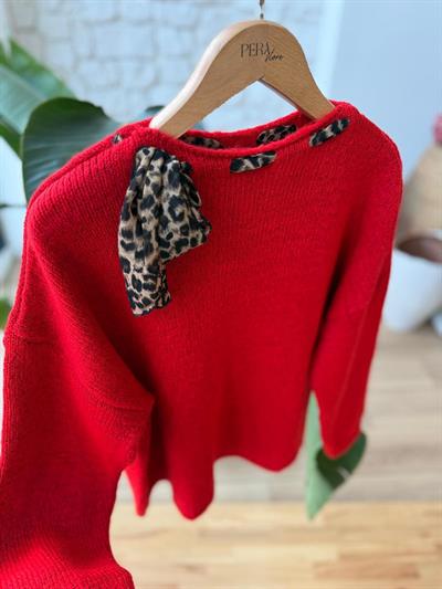 Şifon Fularlı Kırmızı Kazak