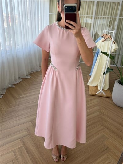 Taş İşlemeli Pembe Rüya Elbise