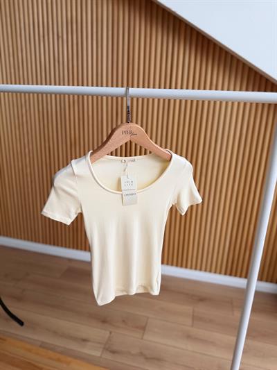 U Yaka Sarı Kısa Kollu Body