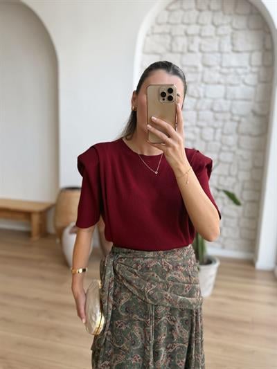 Vatkalı Kısa Kollu Bordo Triko Bluz