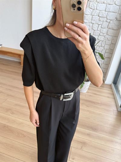 Vatkalı Kısa Kollu Siyah Triko Bluz