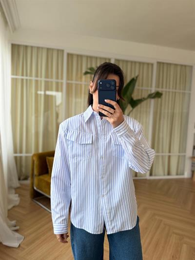 Vatkalı Mavi Çizgili Beyaz Gömlek 