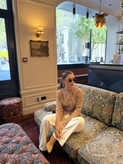 Yaka Detaylı Camel Hırka