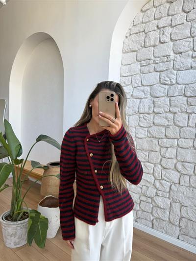 Yaka Detaylı Çizgili Bordo Hırka