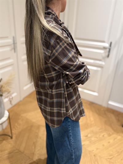 Yakası Bağlamalı Kahverengi Bej Mavi Ekose Gömlek