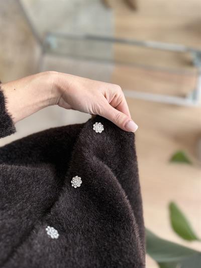 Yakası Dantel Detaylı Kahverengi Hırka