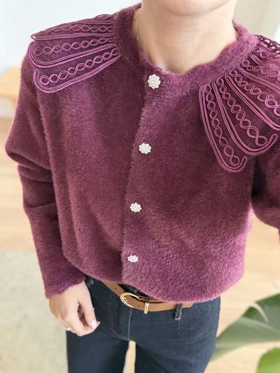 Yakası Dantel Detaylı Mürdüm Hırka