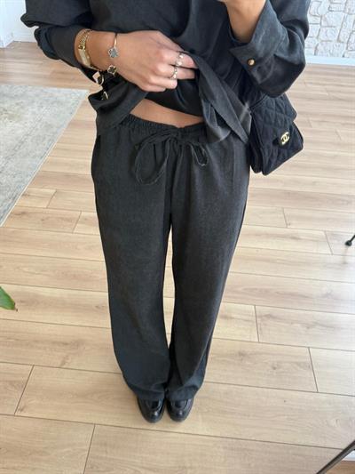 Yandan Çift Kemerli Gömlek - Pantolon Siyah Takım