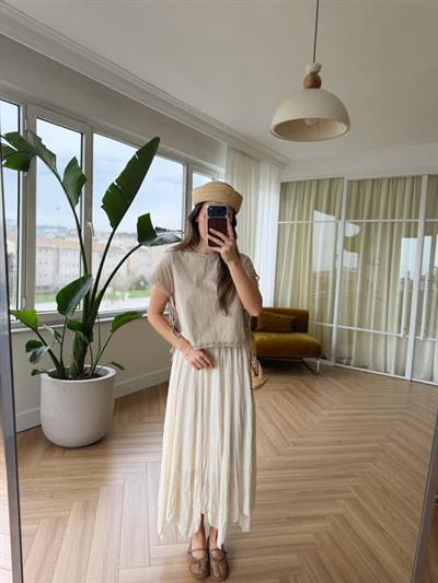 Yanları Bağlamalı Dantel Detaylı Tshirt