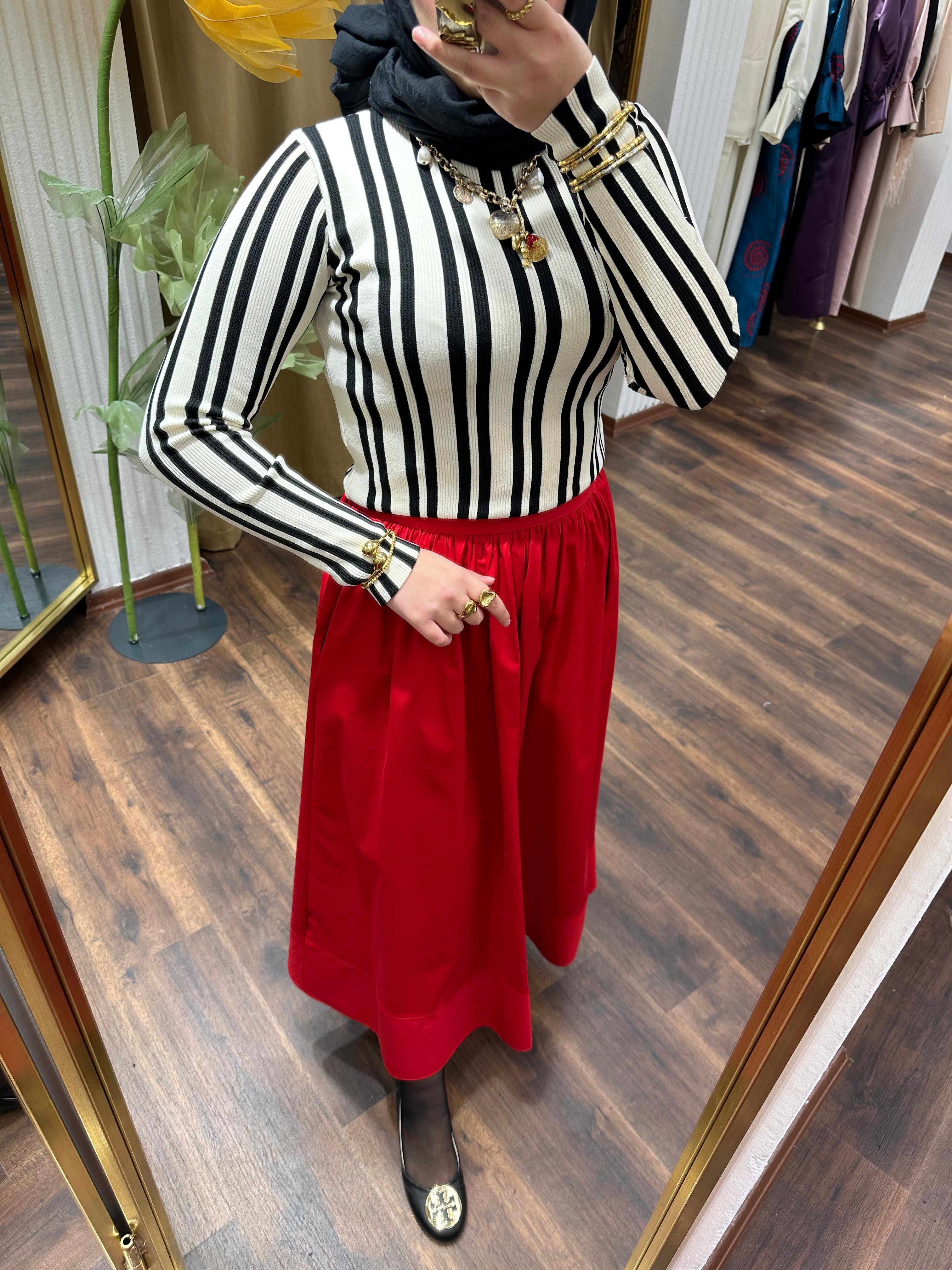 Kırmızı Gabardin Etek