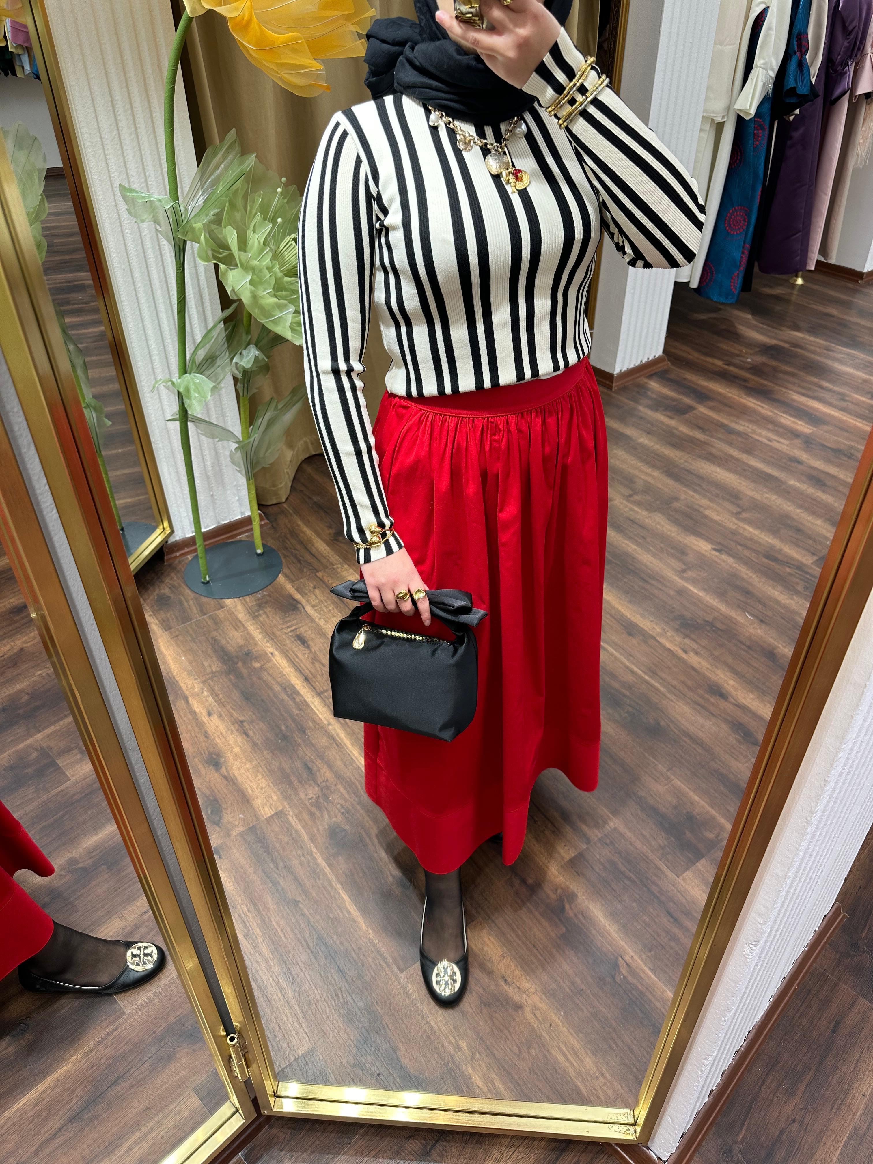 Kırmızı Gabardin Etek