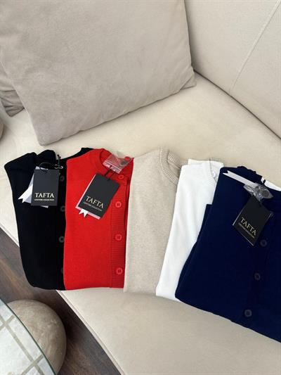 Düğmeli Triko Hırka Kırmızı