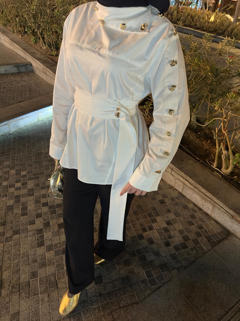 Lia Gömlek