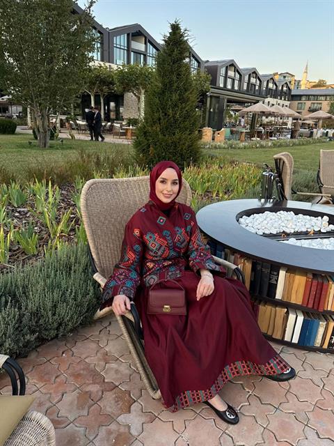 Sahra Takım Vişne