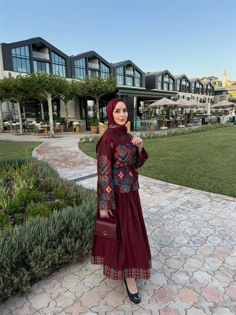 Sahra Takım Vişne