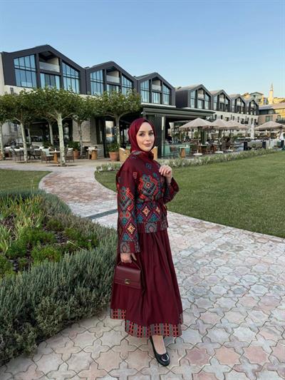 Sahra Takım Vişne