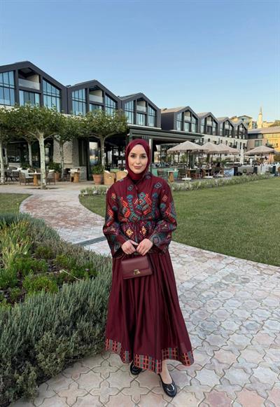 Sahra Takım Vişne