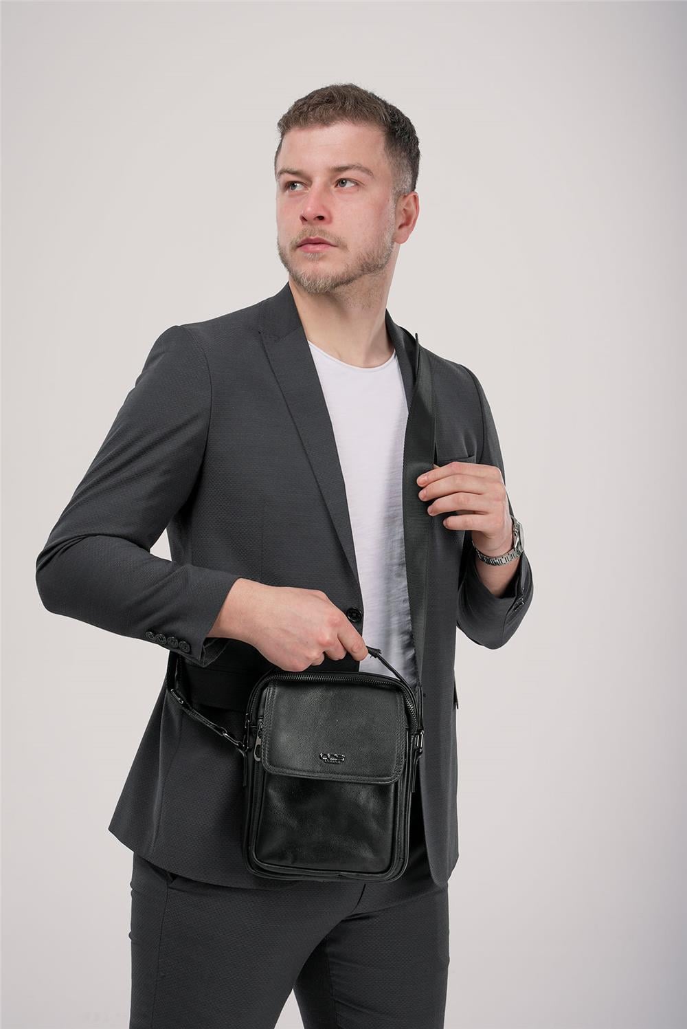 ÇÇÇS 31590 Hakiki Deri Askılı Çanta