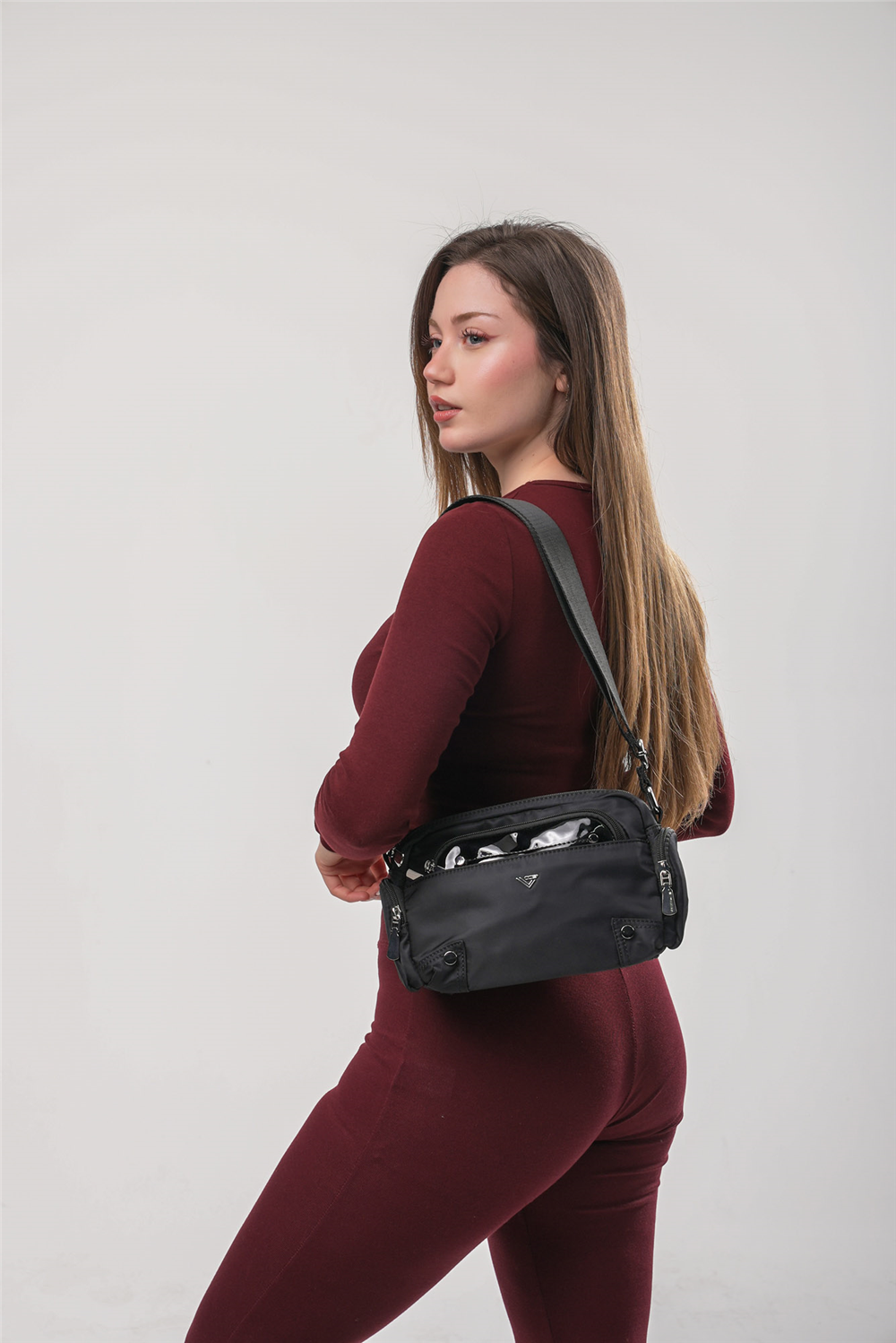 ÇÇS 18119 Kadın Çapraz Askılı Çanta