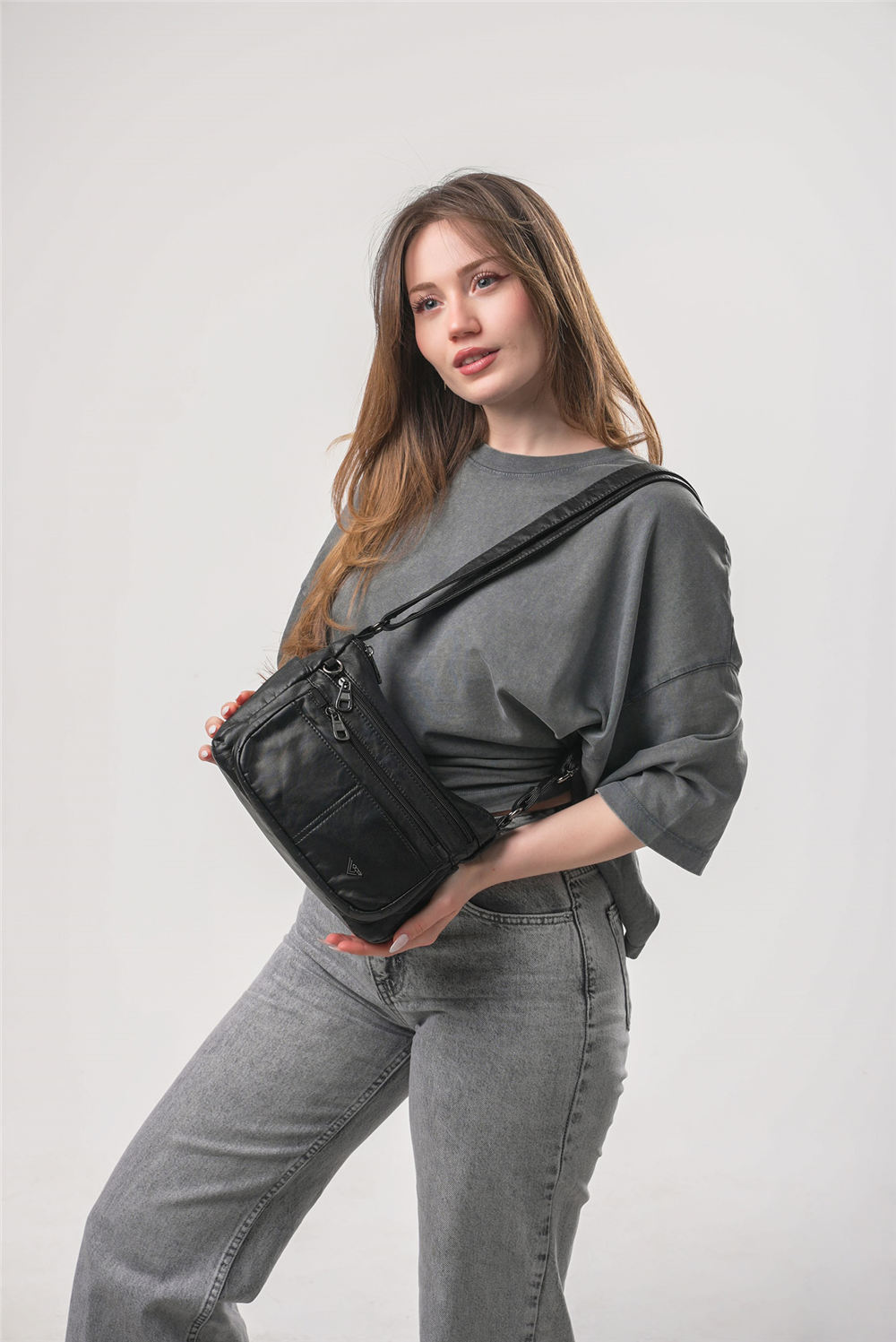 ÇÇS 18171 Kadın Çapraz Askılı Çanta