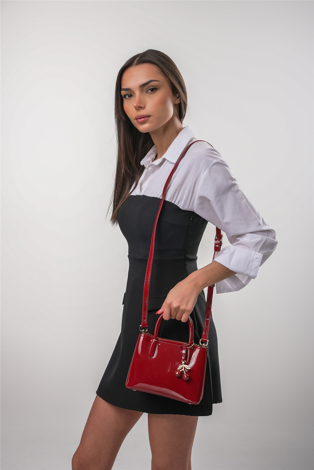 ÇÇS 18241 Kadın Çapraz Askılı El Çantası