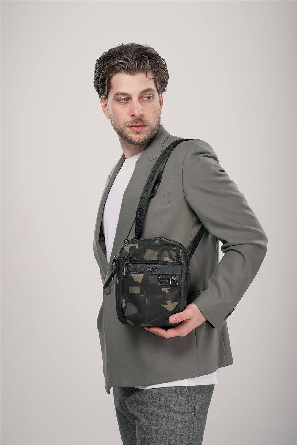 ÇÇS 31528 Askılı Çanta