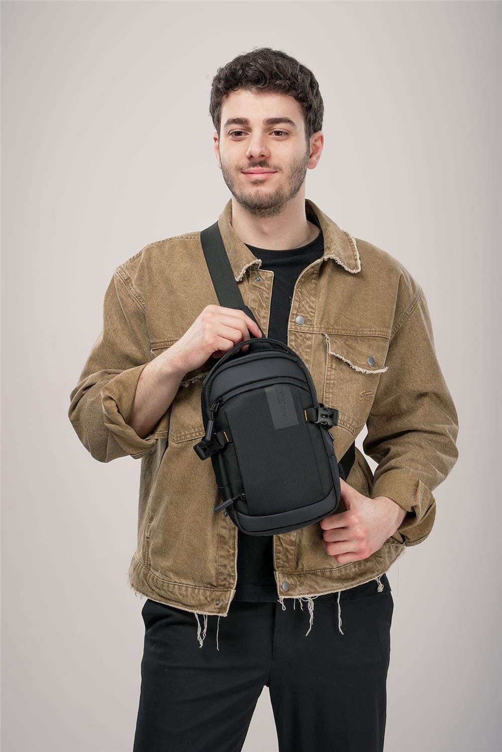 ÇÇS 31543 Tek Askılı Çapraz Çanta