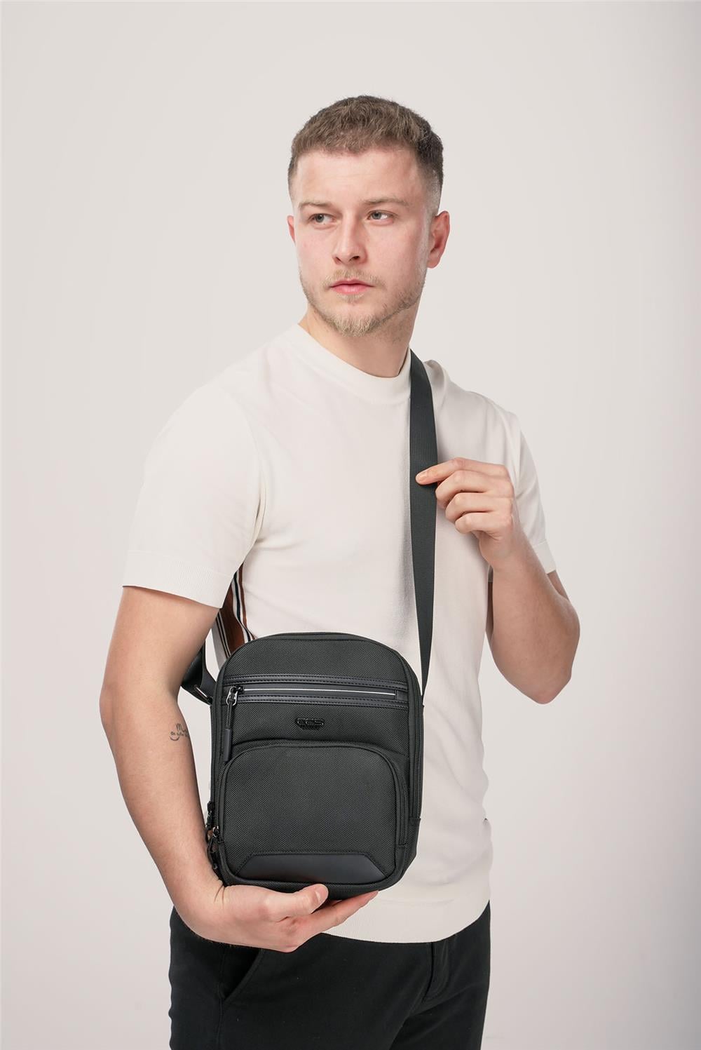 ÇÇS 31558 Askılı Çanta