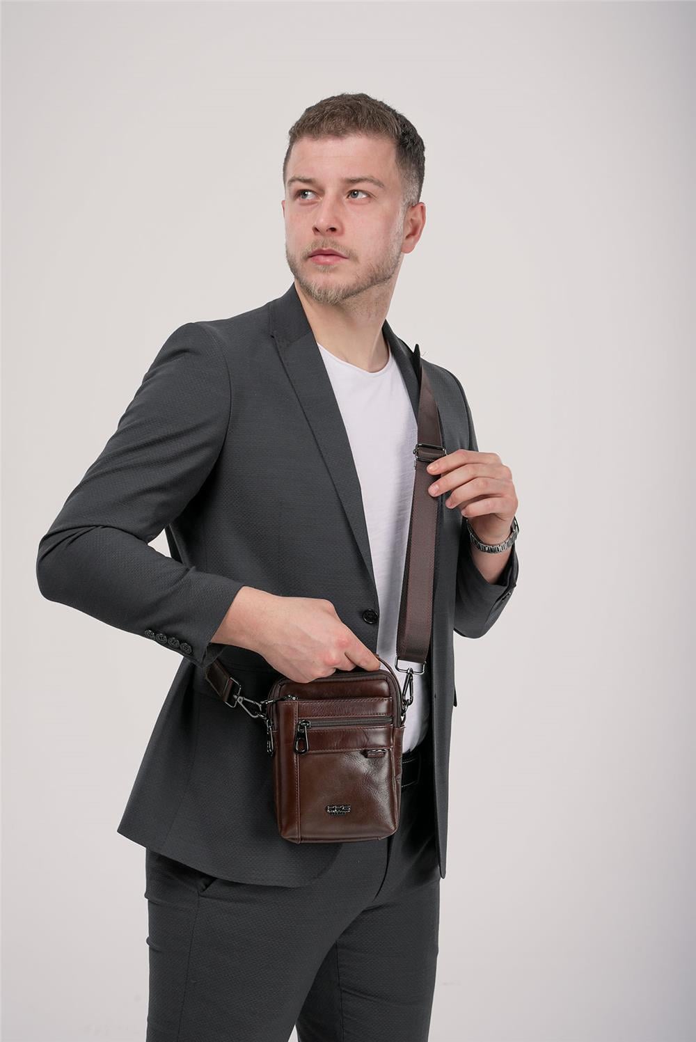 ÇÇS 31615 Hakiki Deri Askılı Çanta