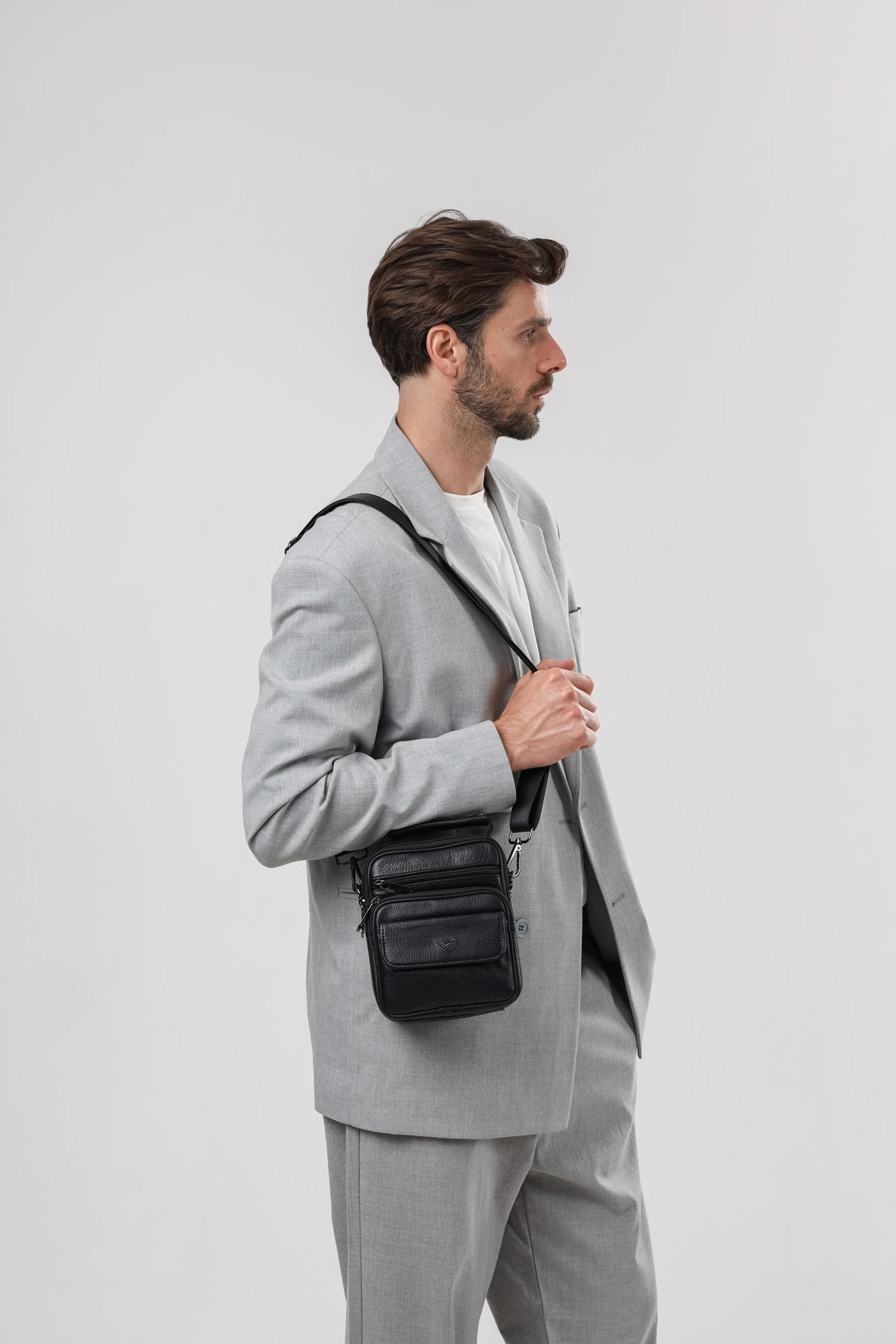 ÇÇS 31621 Hakiki Deri Askılı Çanta