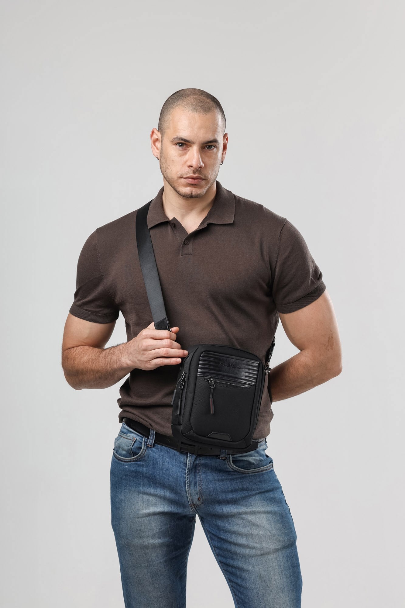 ÇÇS 31665 Askılı Çanta