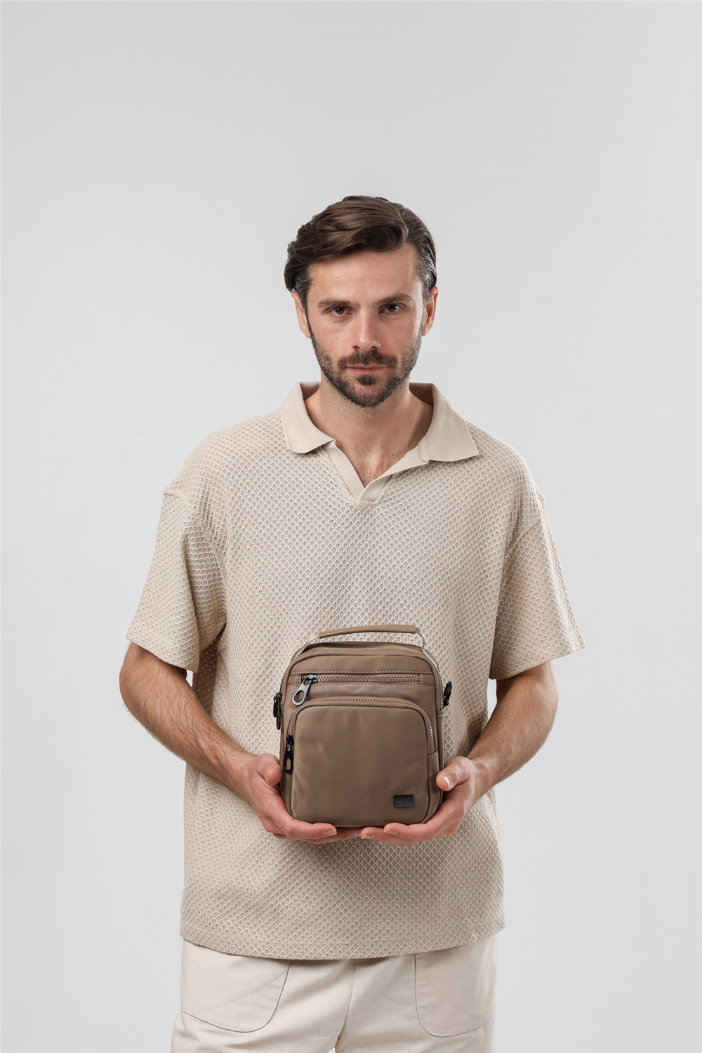 ÇÇS 31671 Askılı Çanta
