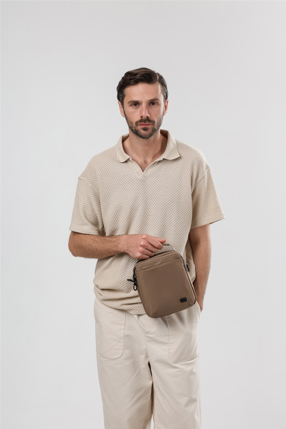 ÇÇS 31675 Askılı Çanta